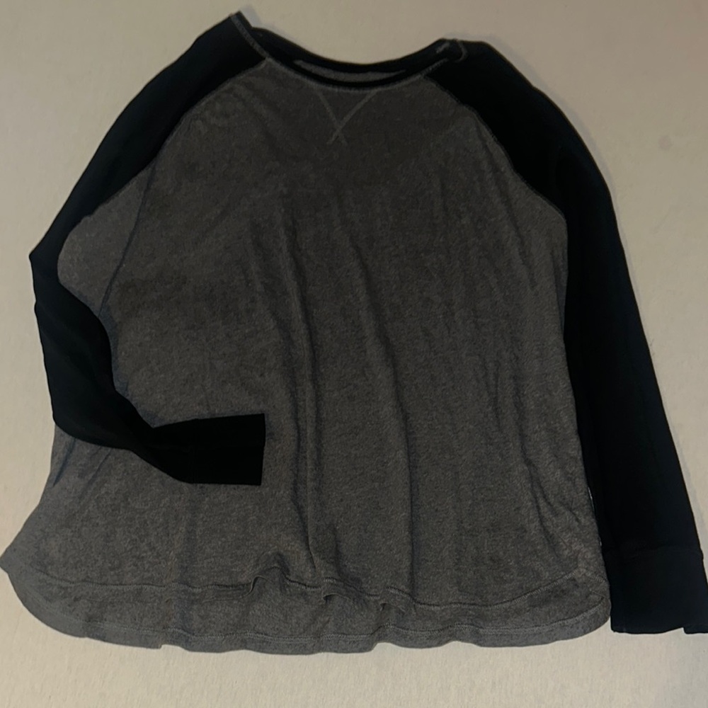 Mens Size XXL Goodfellow Gray and Black Long Sleeve Shirt.